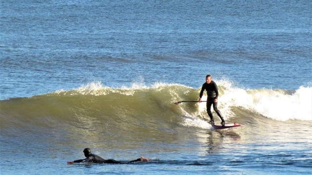 flat water surfing