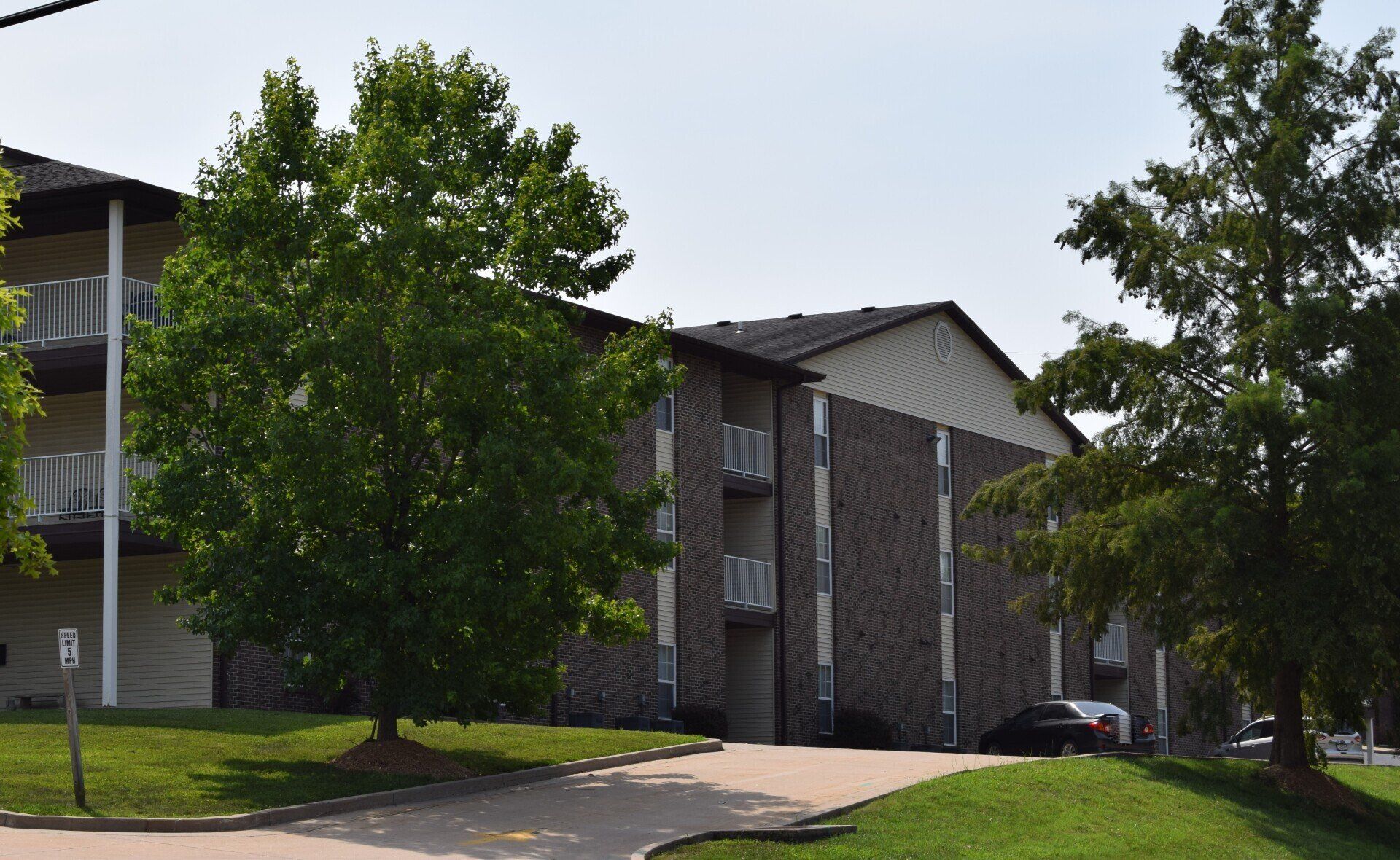 deVille I Properties LLC Jefferson City, Columbia, Lake Ozark