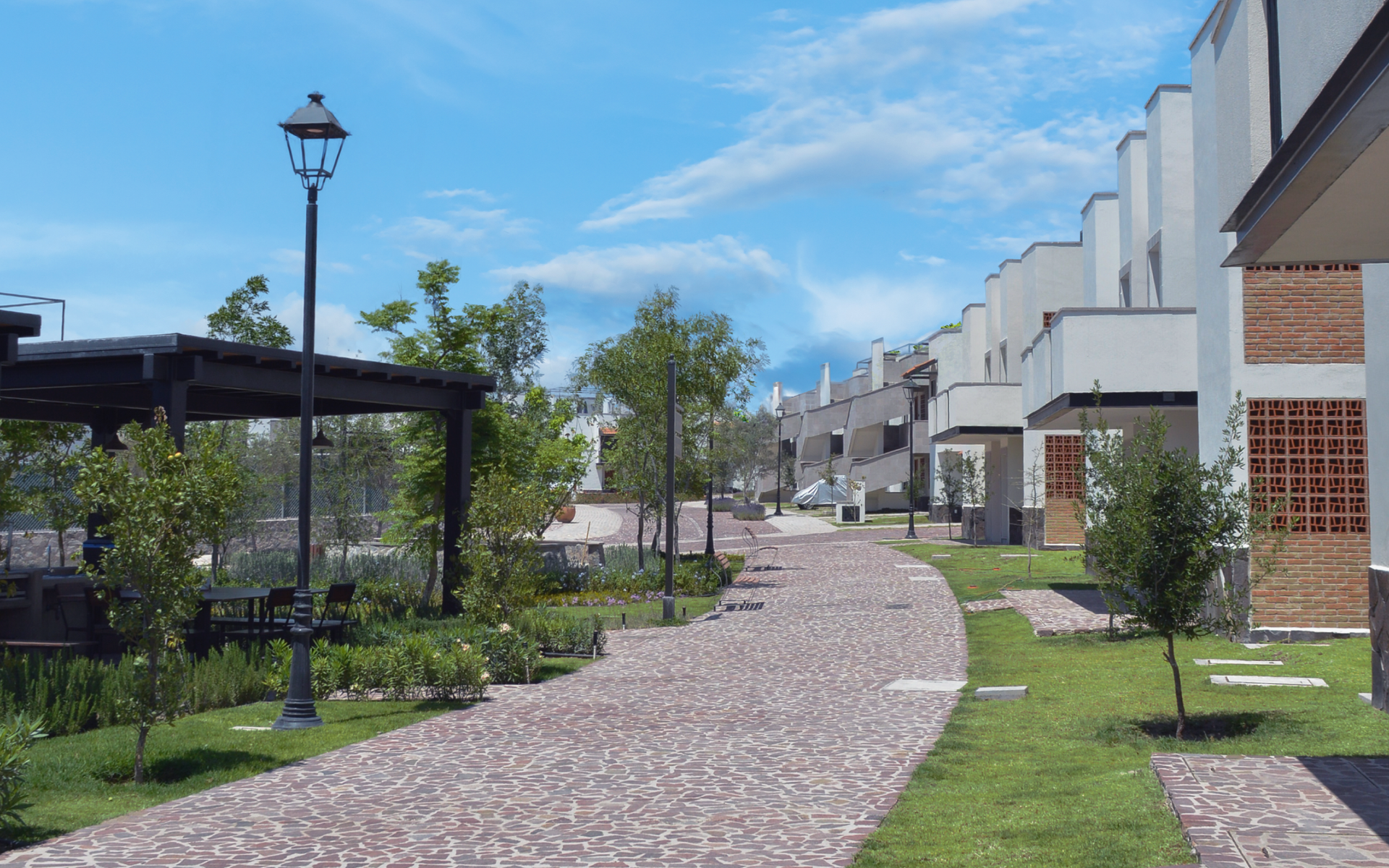 Lantana Casas y Departamentos