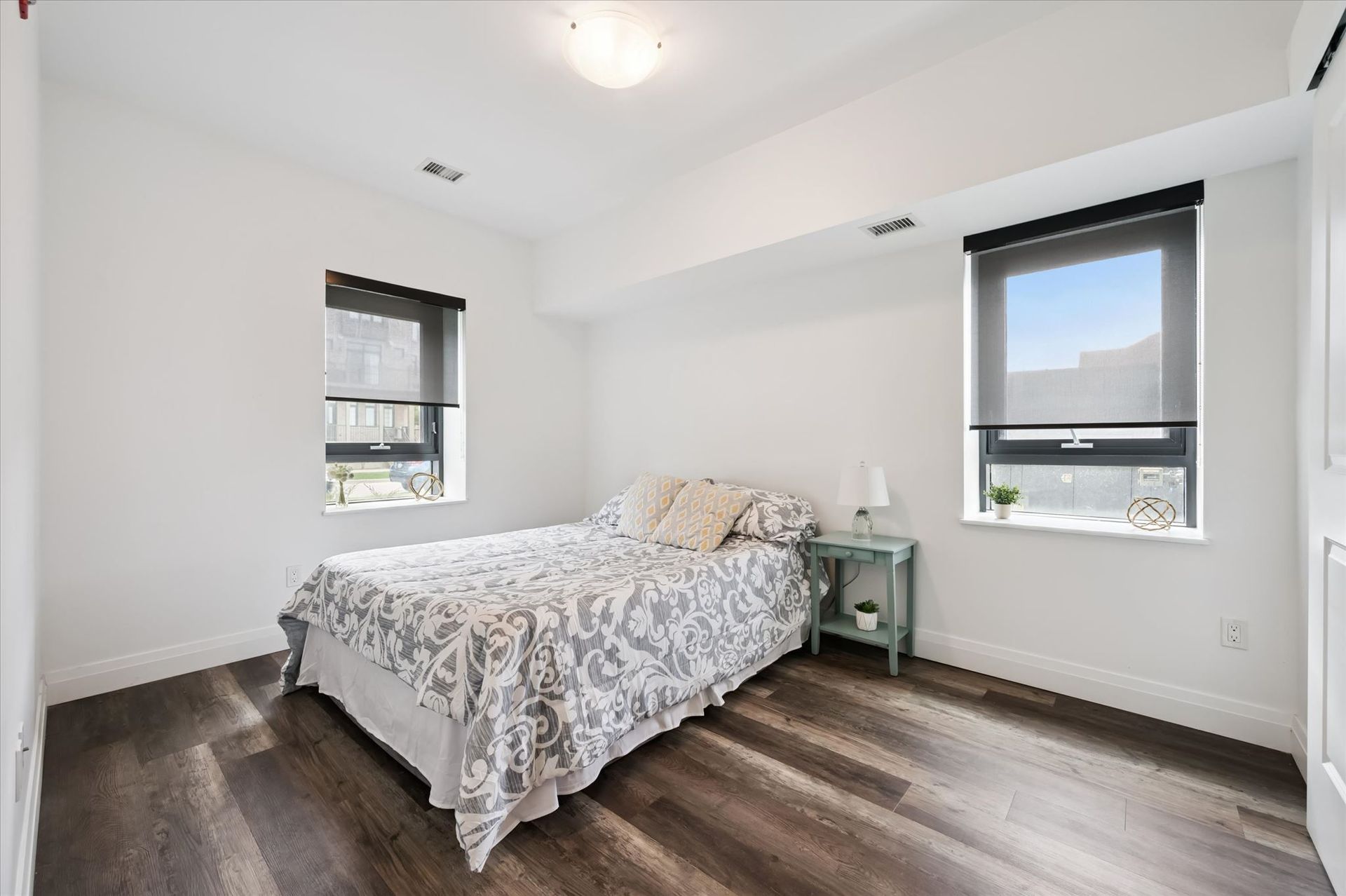 110-332 Gosling Gardens 