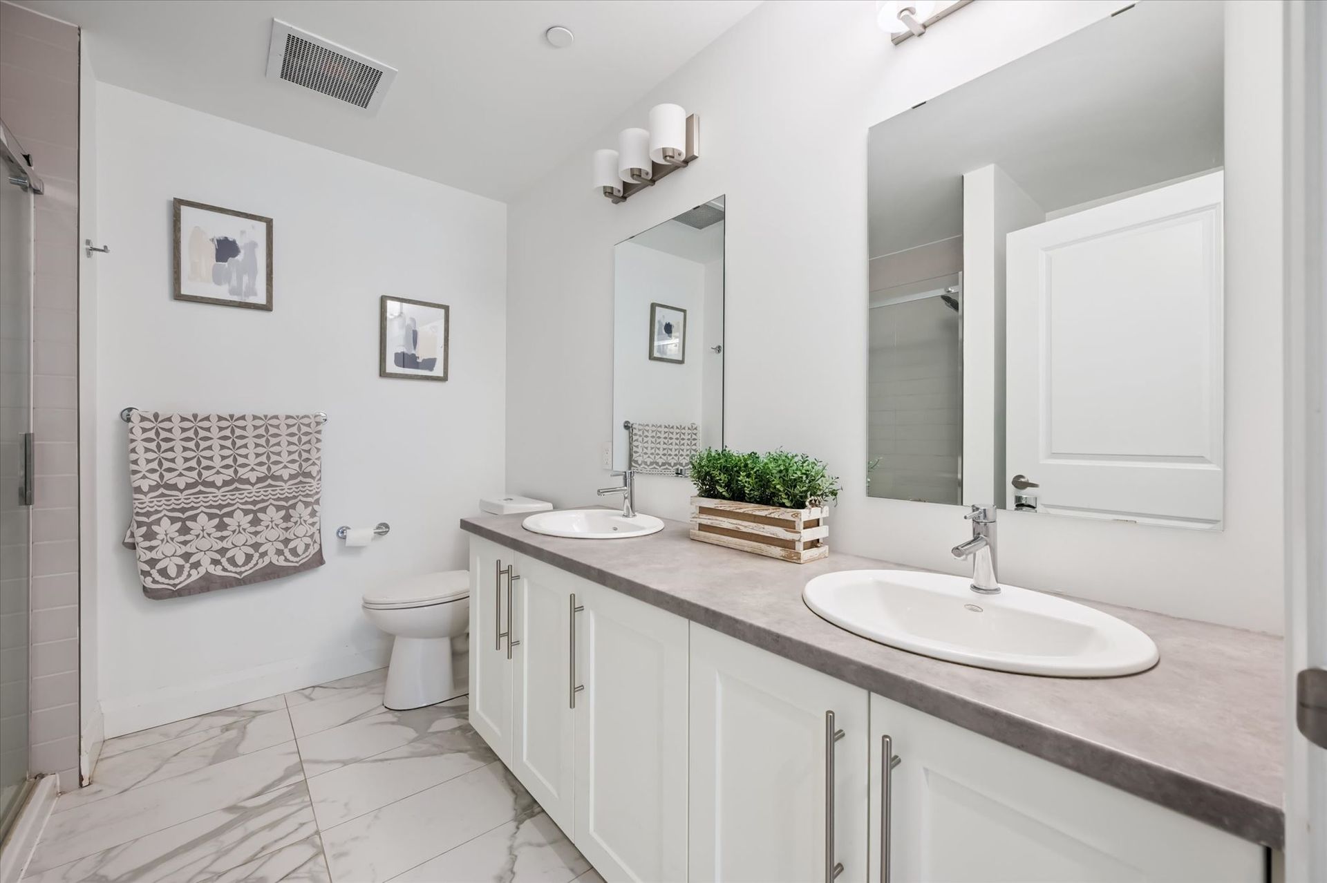 110-332 Gosling Gardens 