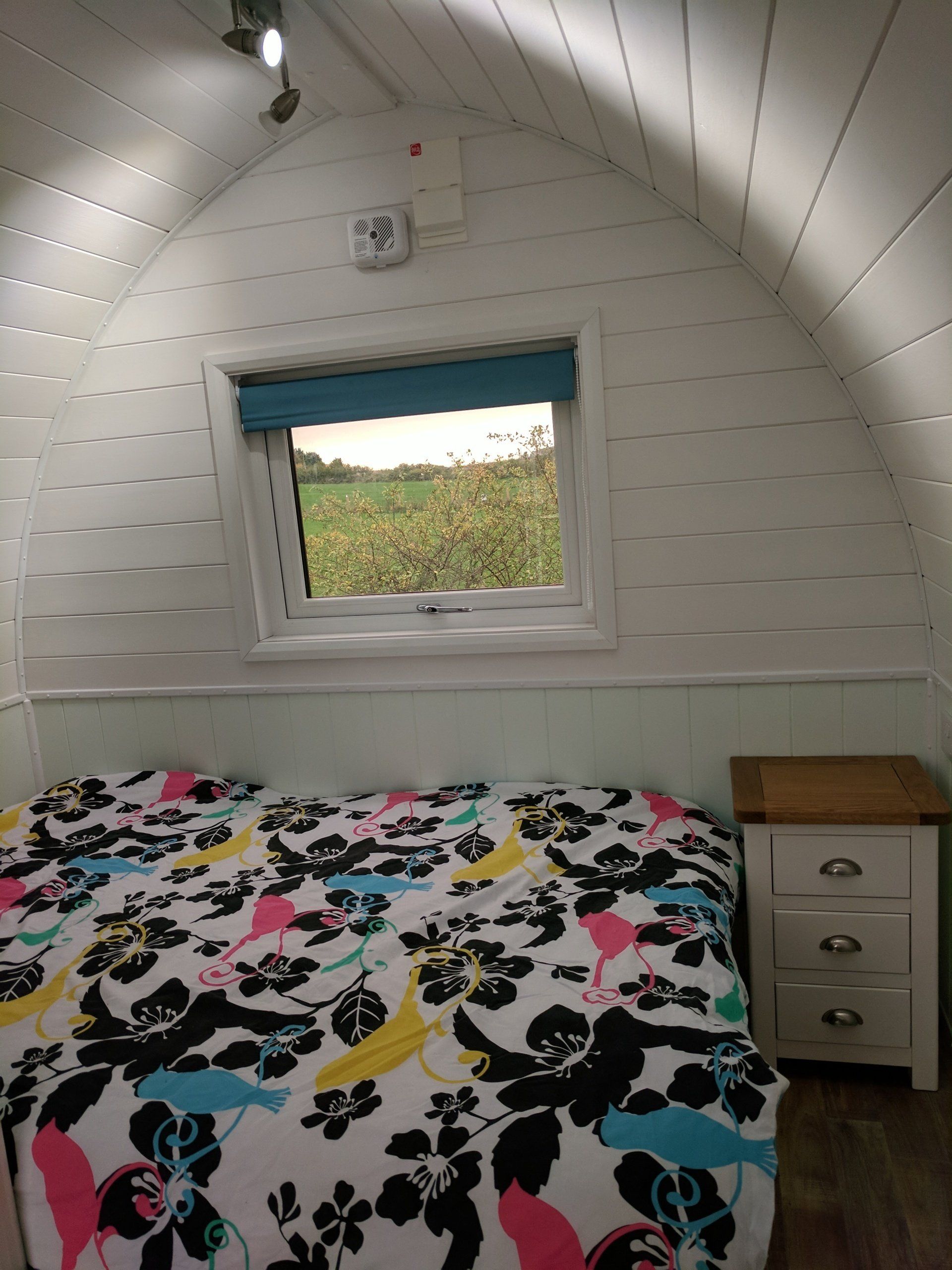 Glamping Pod bed