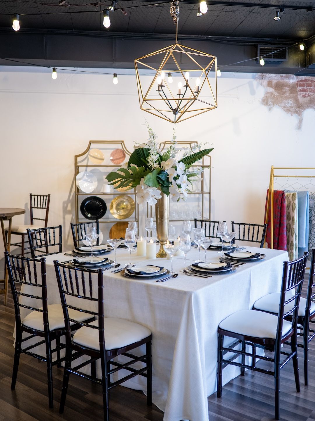 table setup with art deco decor