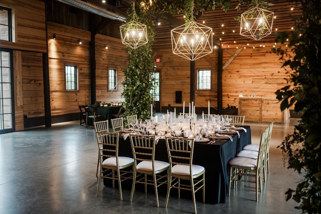 emerald and gold holiday table setup