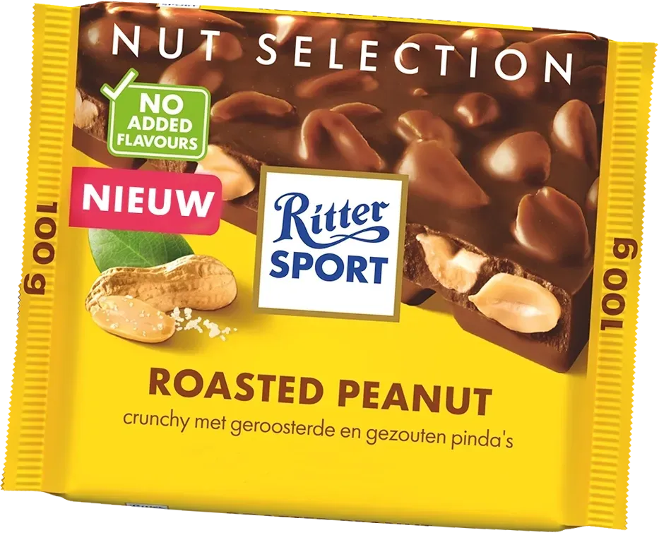Ritter Sport Roasted Peanut chocolade reep in gele verpakking met pinda's. Met labels 