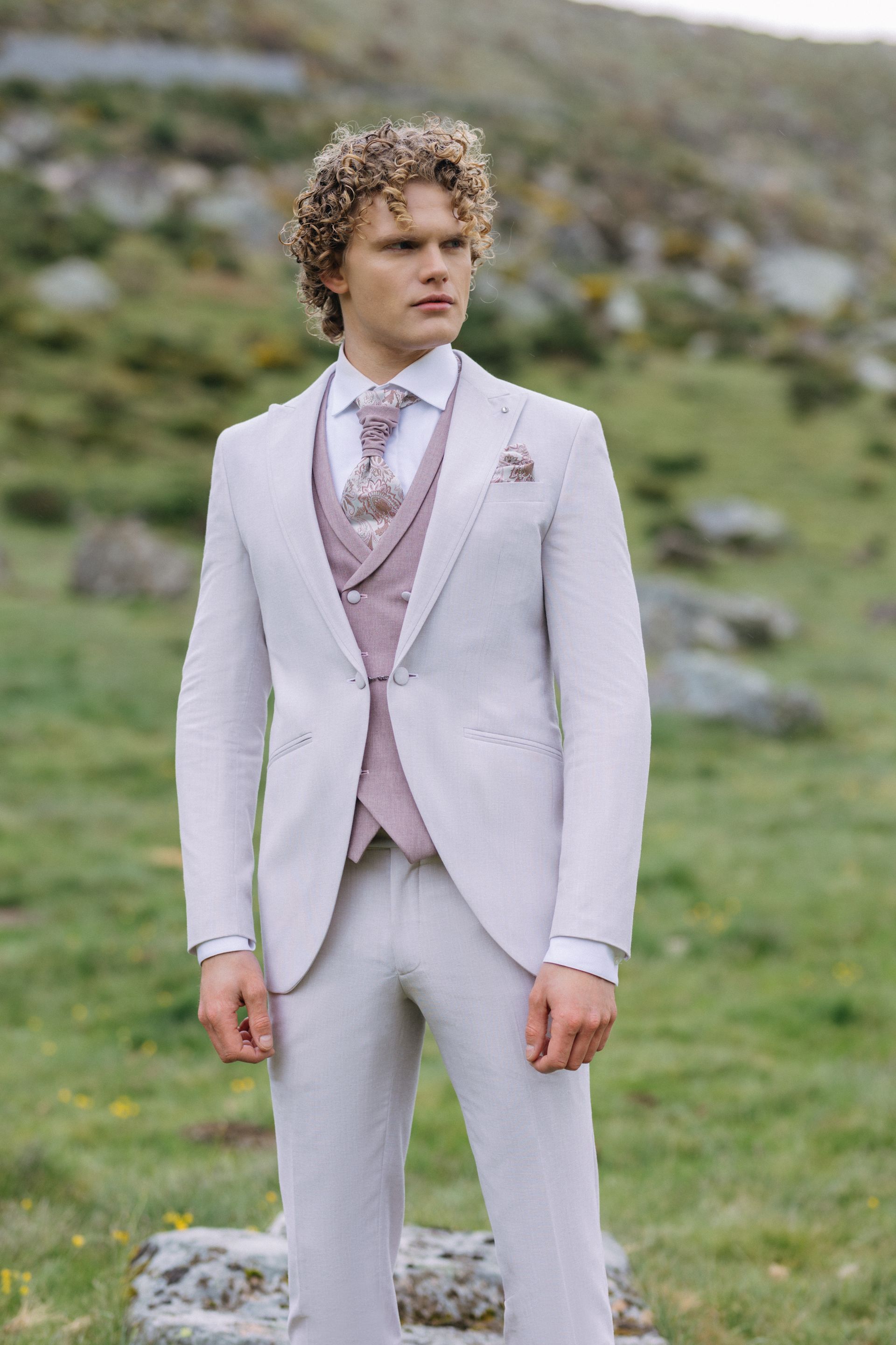 Javier Arnaiz, abiti da cerimonia 07