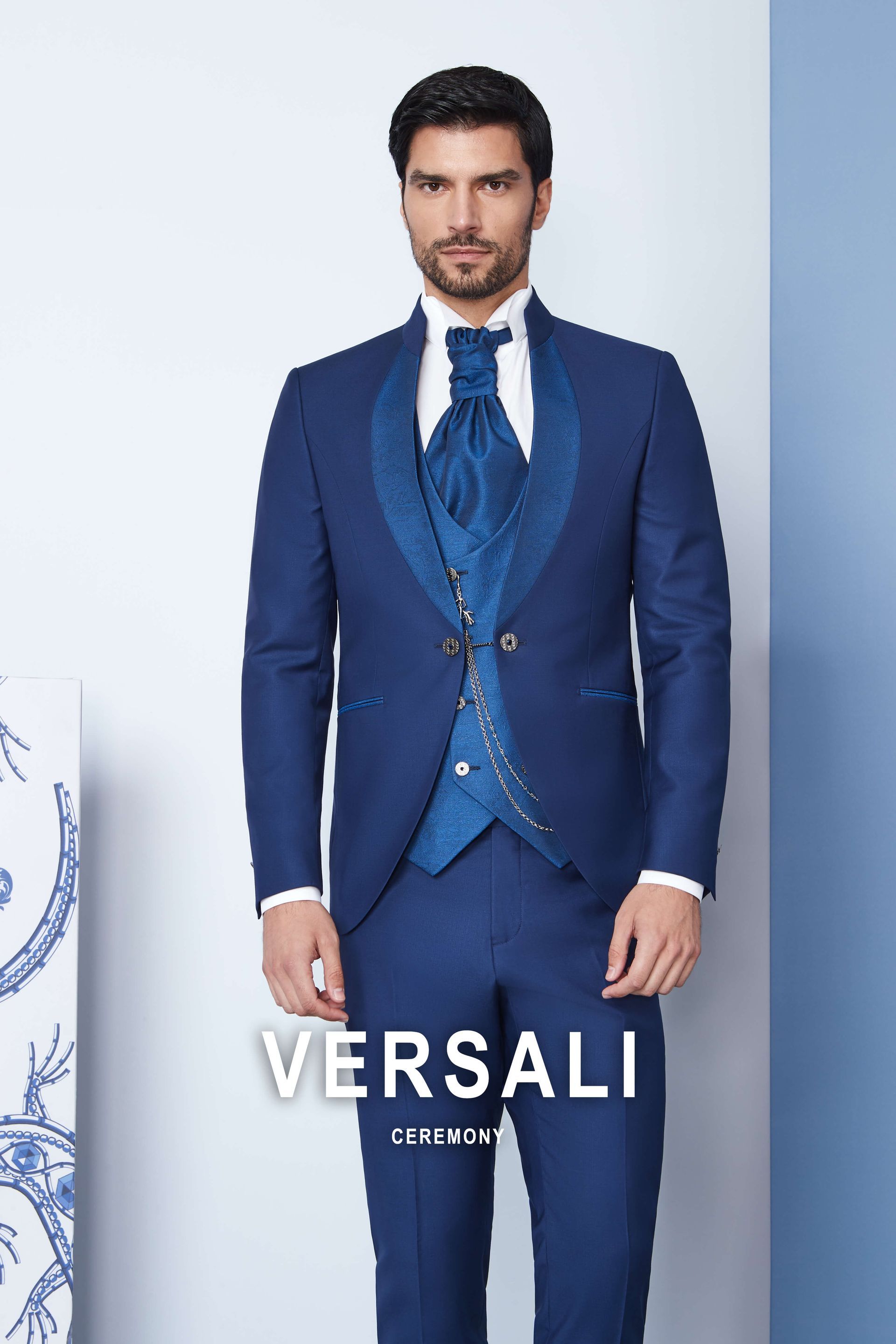 Abiti da sposo a Latina del marchio Andrea Versali, Collezione 2025, abiti sposo 05