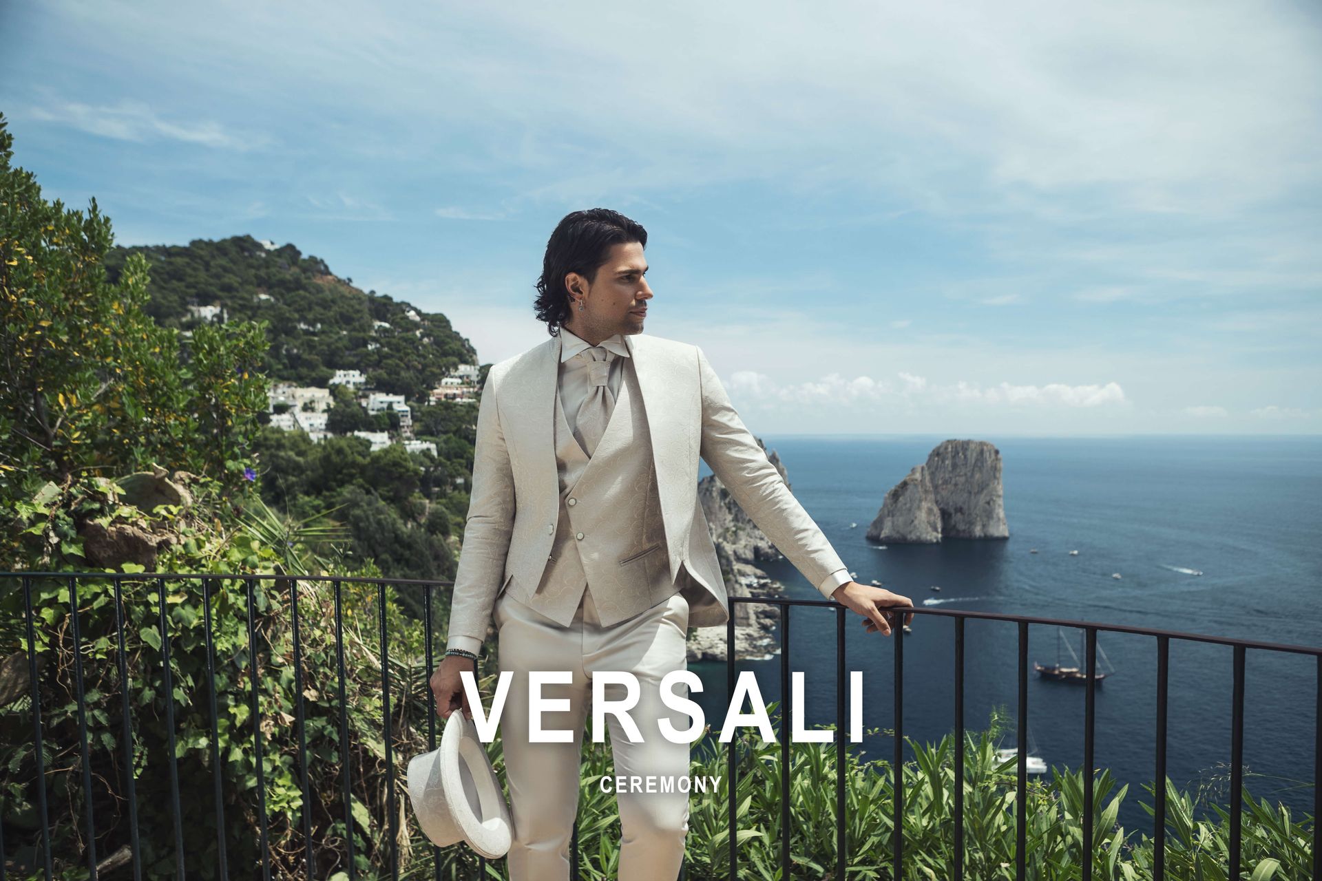 Abiti da sposo a Latina del marchio Andrea Versali, Collezione 2025, abiti sposo 01