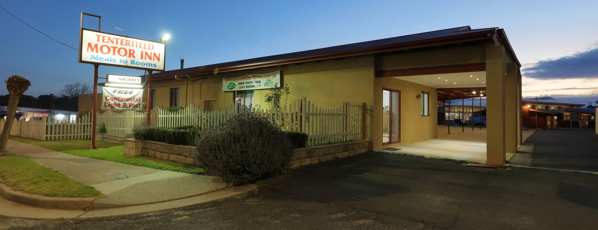 Tenterfield Motor Inn Home Page Hero