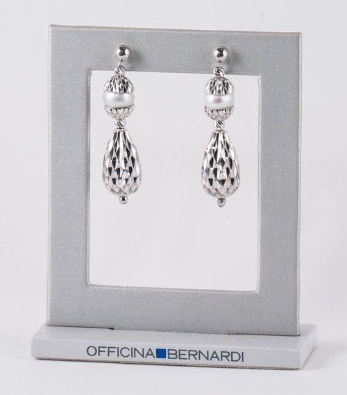 Push Back Earrings — Winter Park, FL — Reynolds & Co. Jeweler