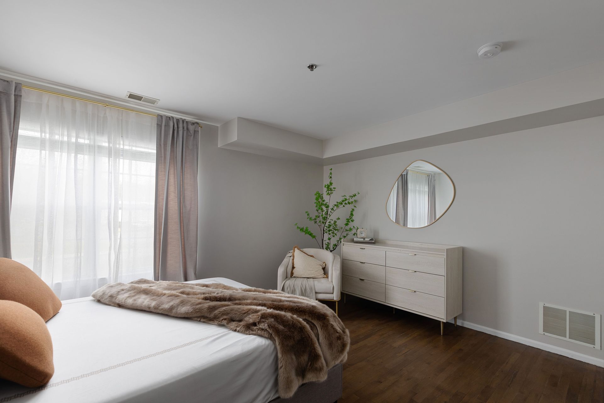 Bright bedroom in a 2 bedroom apartment for rent in New Jersey at Sofia South Plainfield