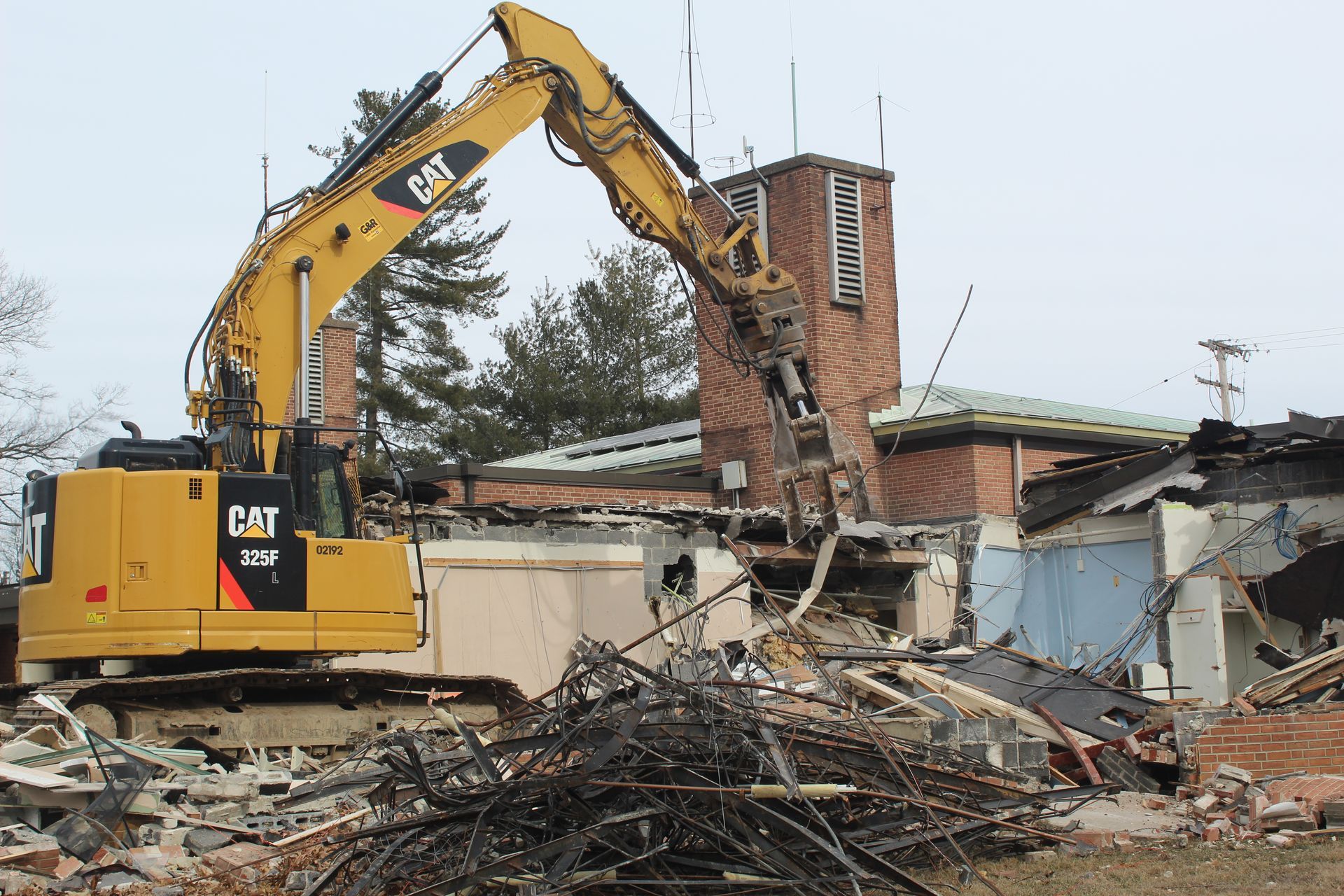 Exterior demolition of a municipal building by Empire Services