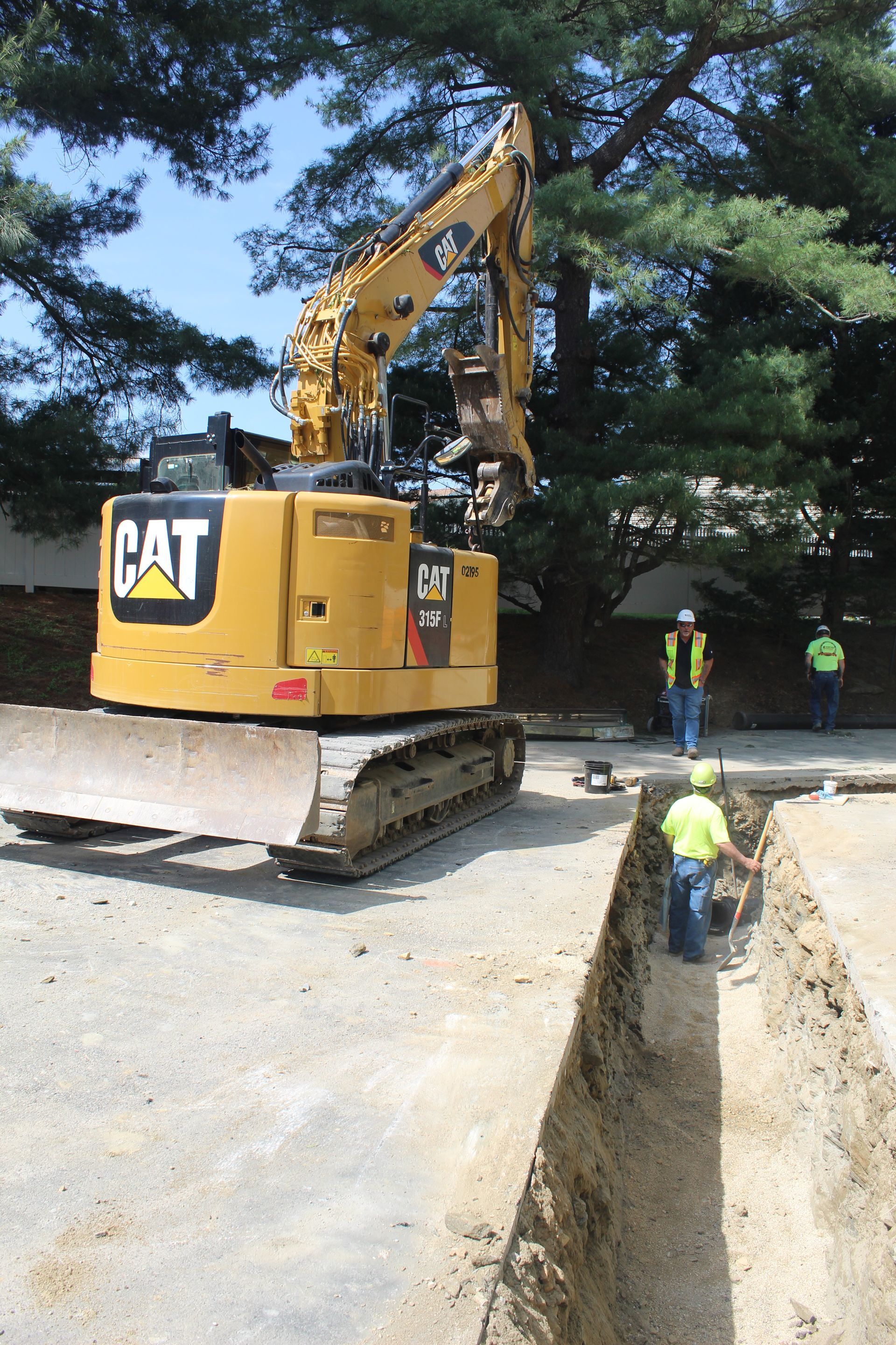Empire Services crew installing a mile-long water service at a retirement village. 