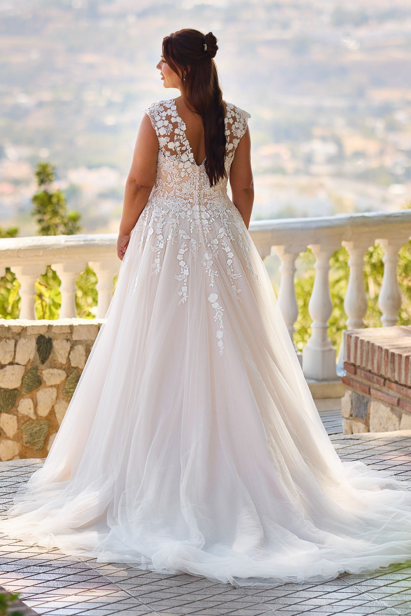 Tres Chic 26321 wedding dress