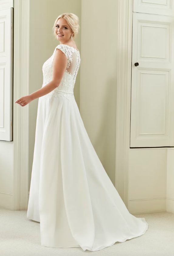 Romantica of Devon Abbie-Leigh wedding dress