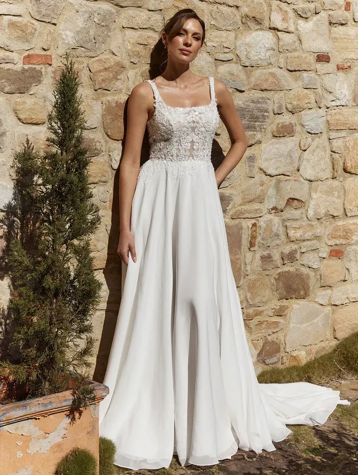 Tania Olsen Aliyah wedding dress