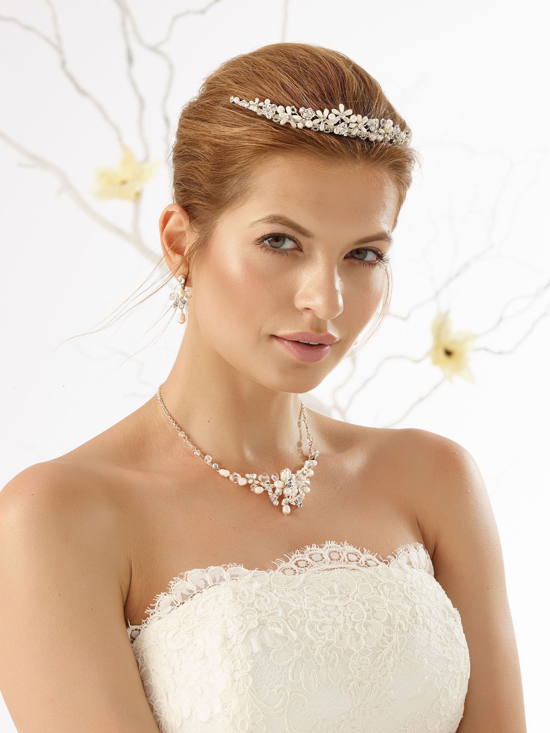 Bianco Evento Tiara D33 