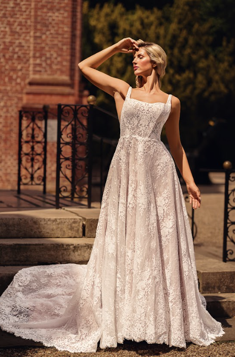 Phoenix Danielle Coutour DC024