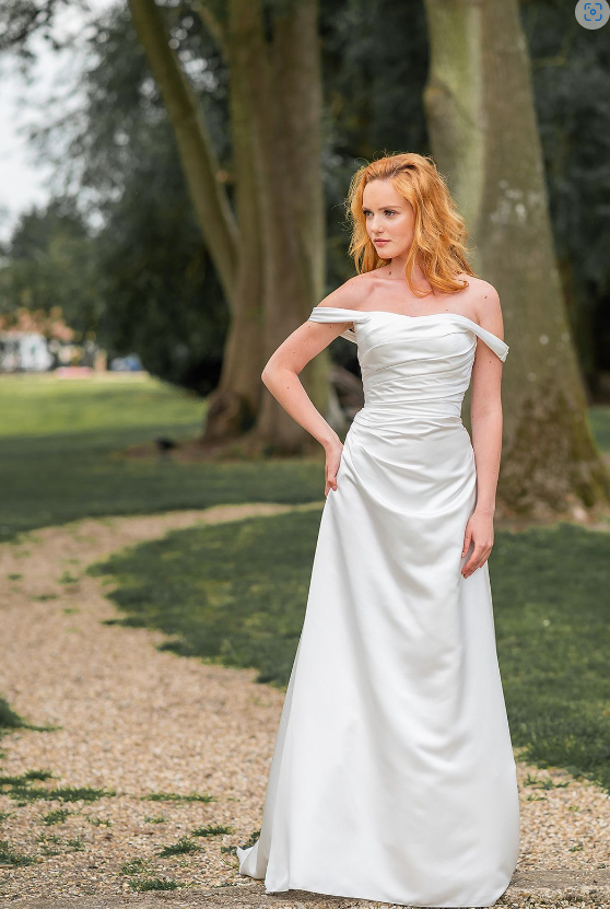 Phoenix Gowns PH1024 Wedding dress