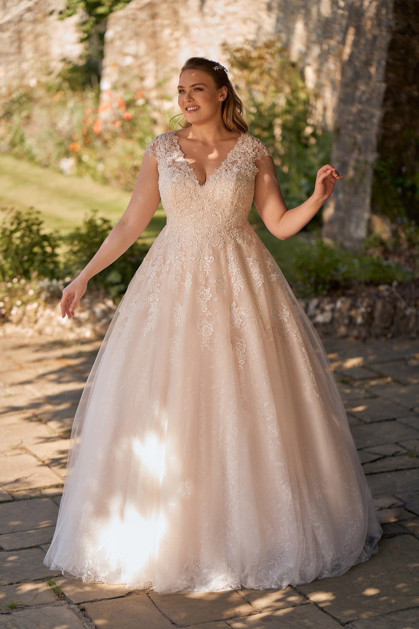 Envy by Phoenix PH8042 wedding dress