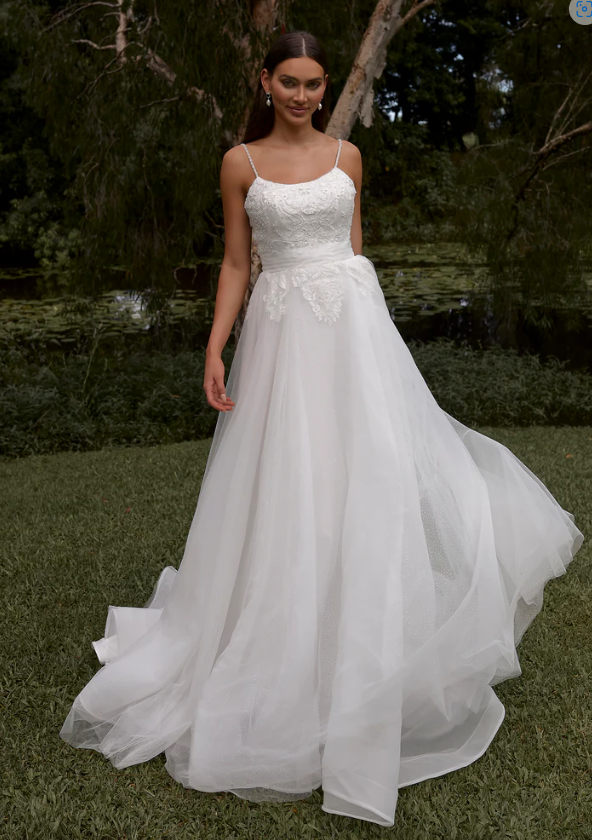 Dew wedding dress by Tania Olsen, Tania Olsen stockist, Tania Olsen Dew wedding dress, Lincoln wedding shop