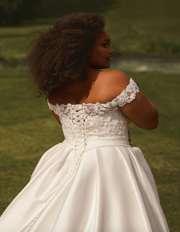 Envy by Phoenix Wedding dress PH7027
