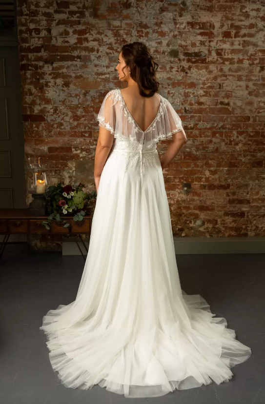 True Bride Curves Wedding dress TC-W372 Leighton
