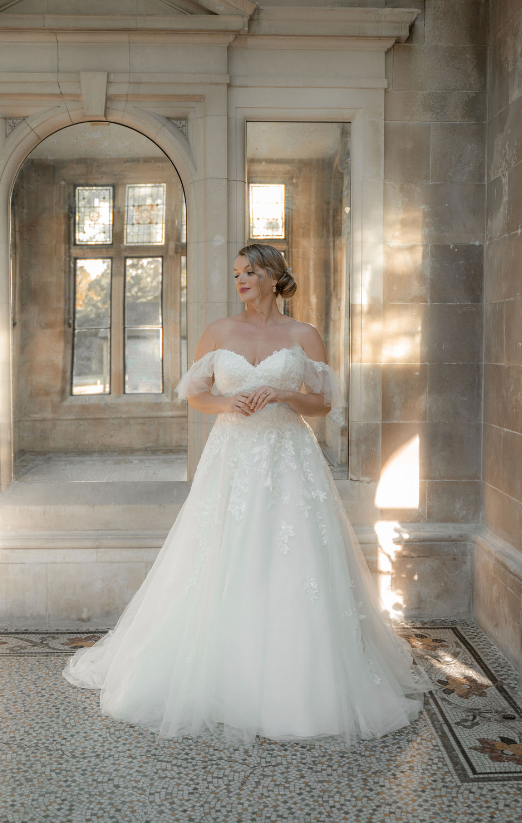 Tiffanys wedding dress Columba