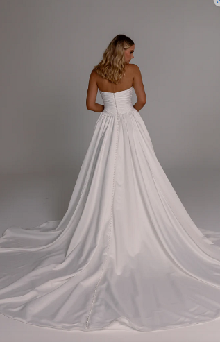 Tania Olsen Octavia wedding dress