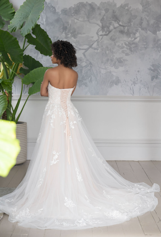 Tiffanys Bridal TM5317 Wedding dress