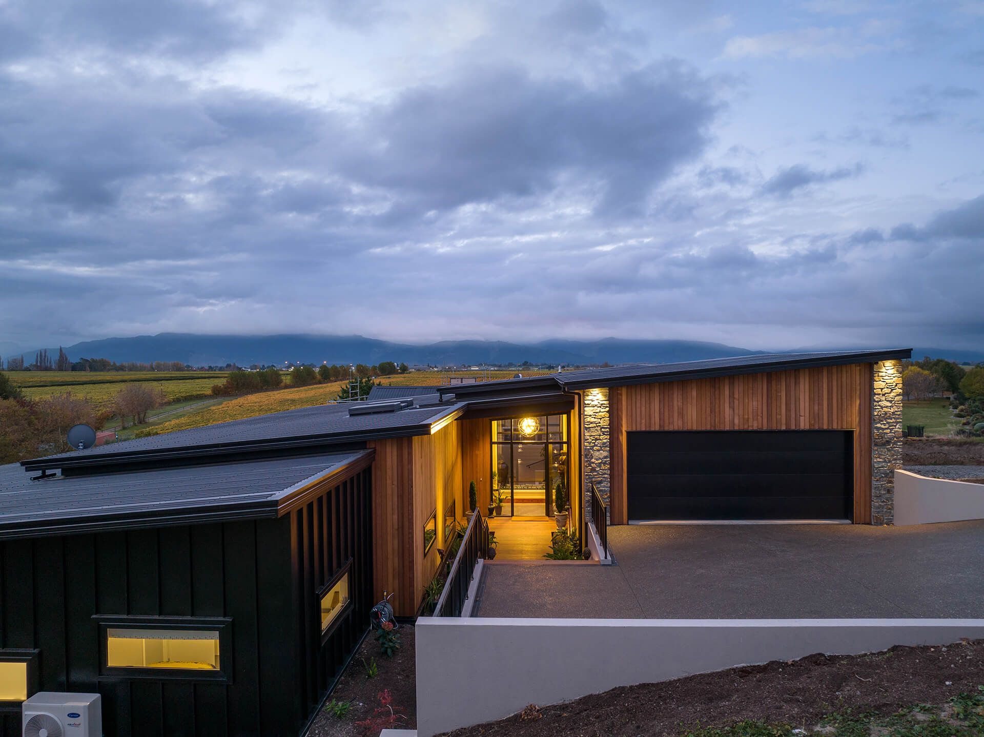 Anderson Architecture | Golf View Close Project