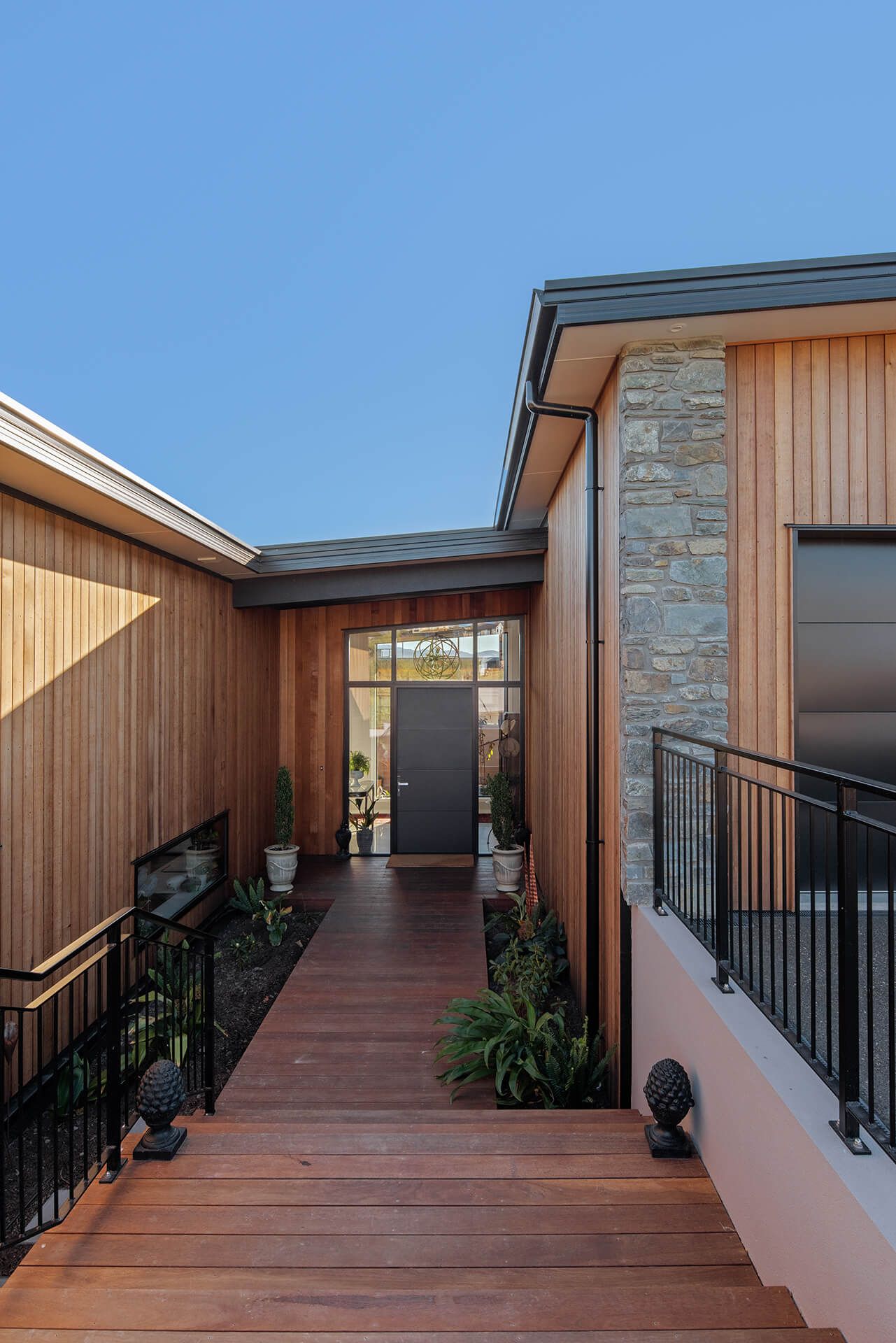 Anderson Architecture | Golf View Close Project