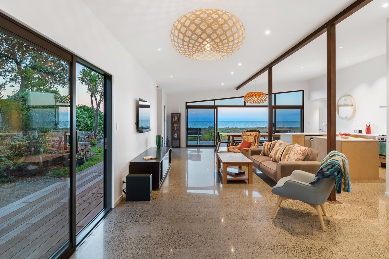 Anderson Architecture | Rarangi Beach Road Project