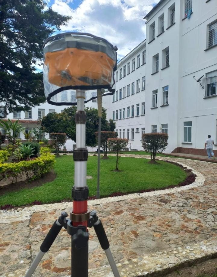 Topografía Rómulo Enriquez