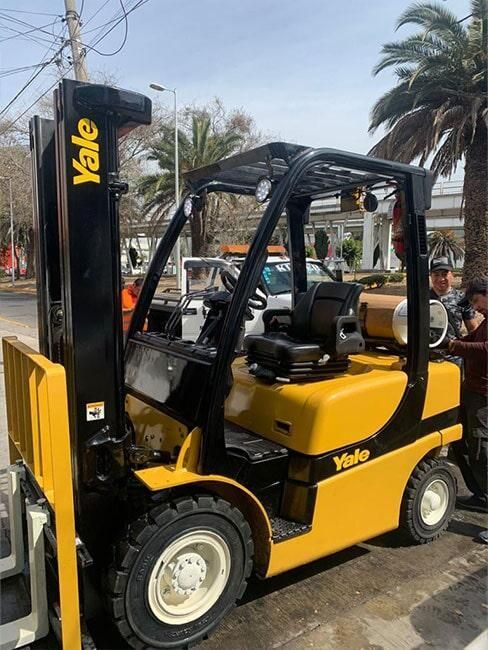 MONTACARGAS MONTSERV