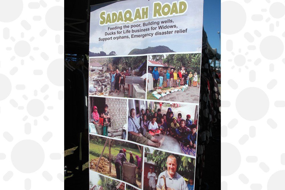 sadaqah road signage
