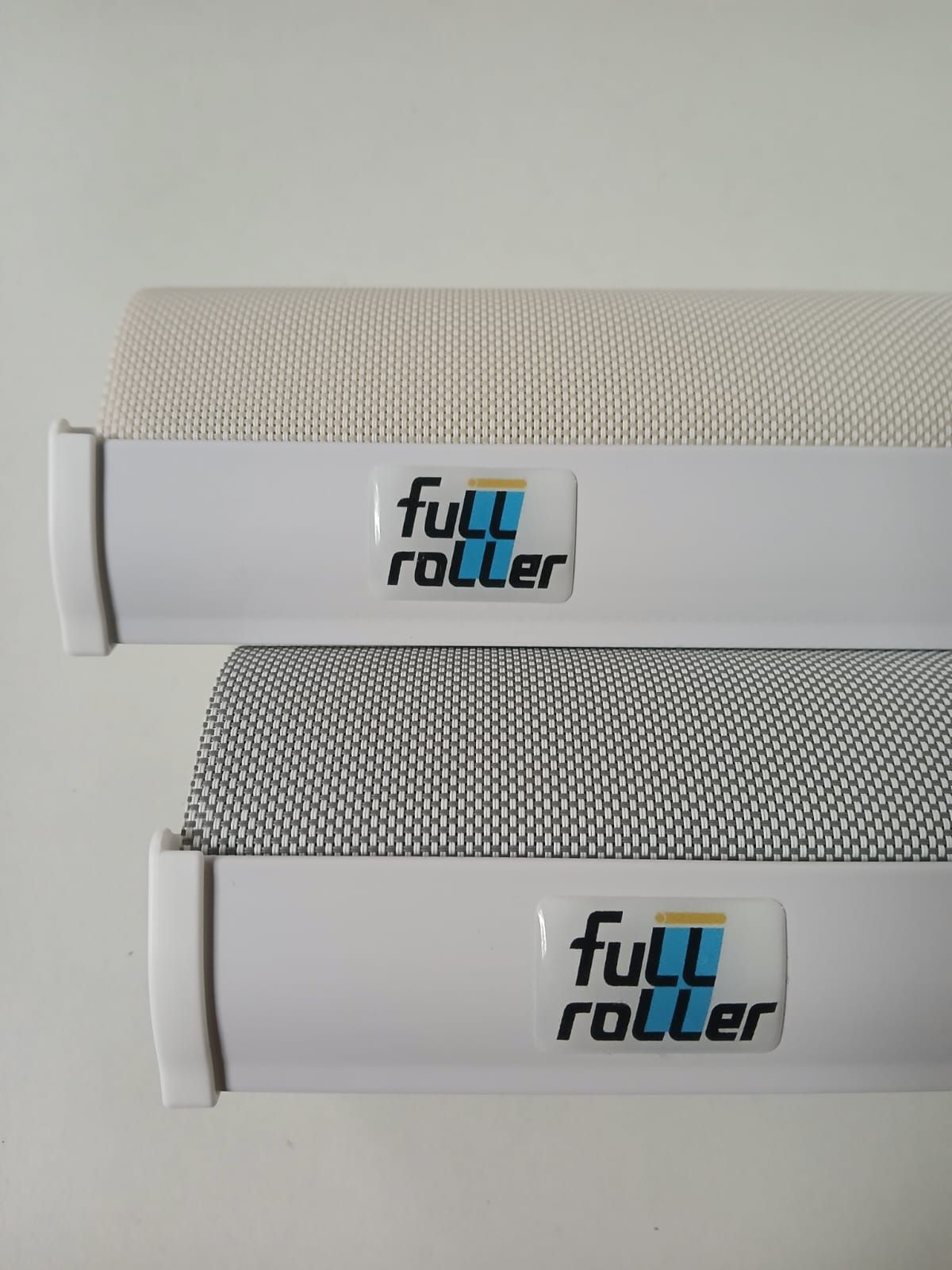 Dos rodillos de espuma FullRoller apilados verticalmente