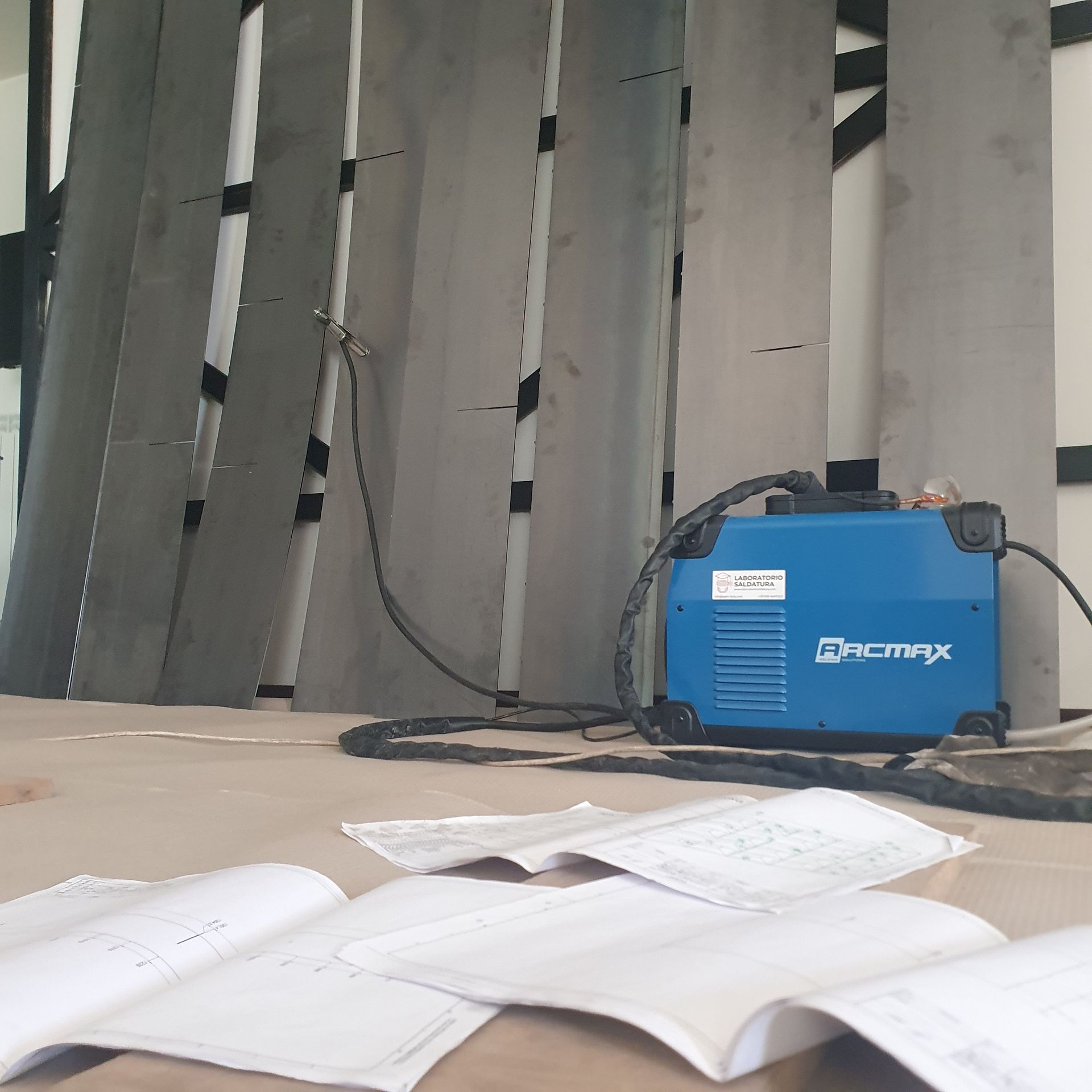 MATHERIAL.it - Forgiato a MANO per te!