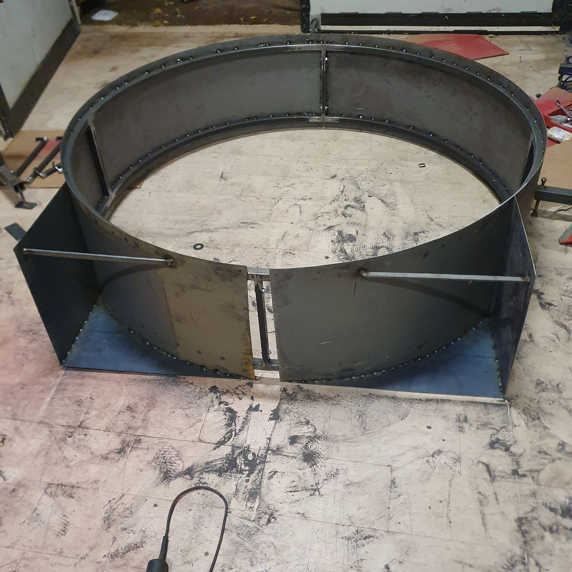 MATHERIAL.it - Forgiato a MANO per te!