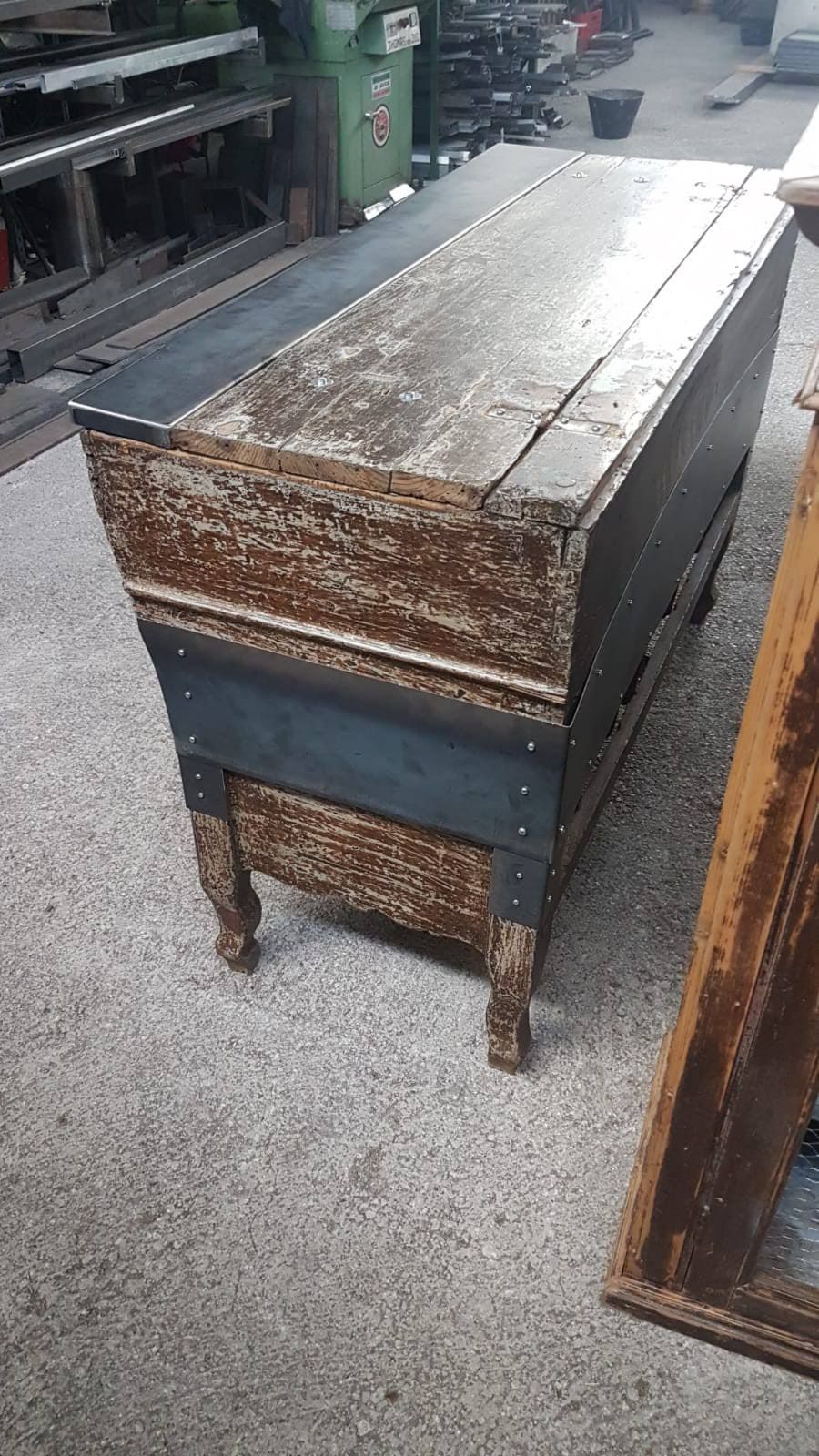 MATHERIAL.it - Forgiato a MANO per te!