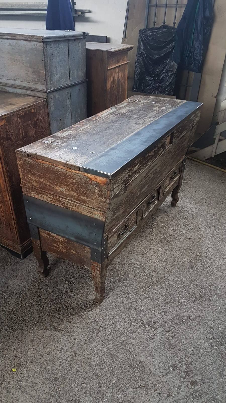 MATHERIAL.it - Forgiato a MANO per te!