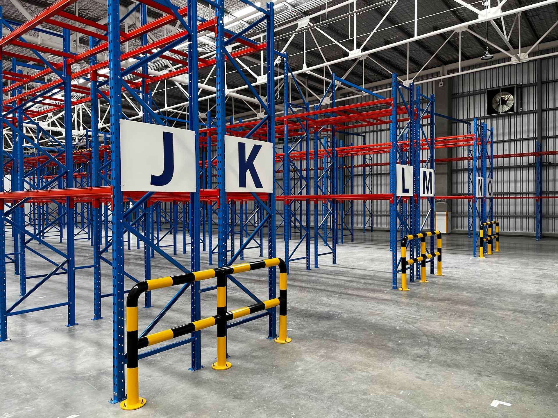 what-is-cantilever-racking-racking-and-shelving