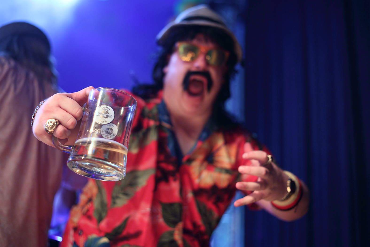 Beck und Bauer proost 2