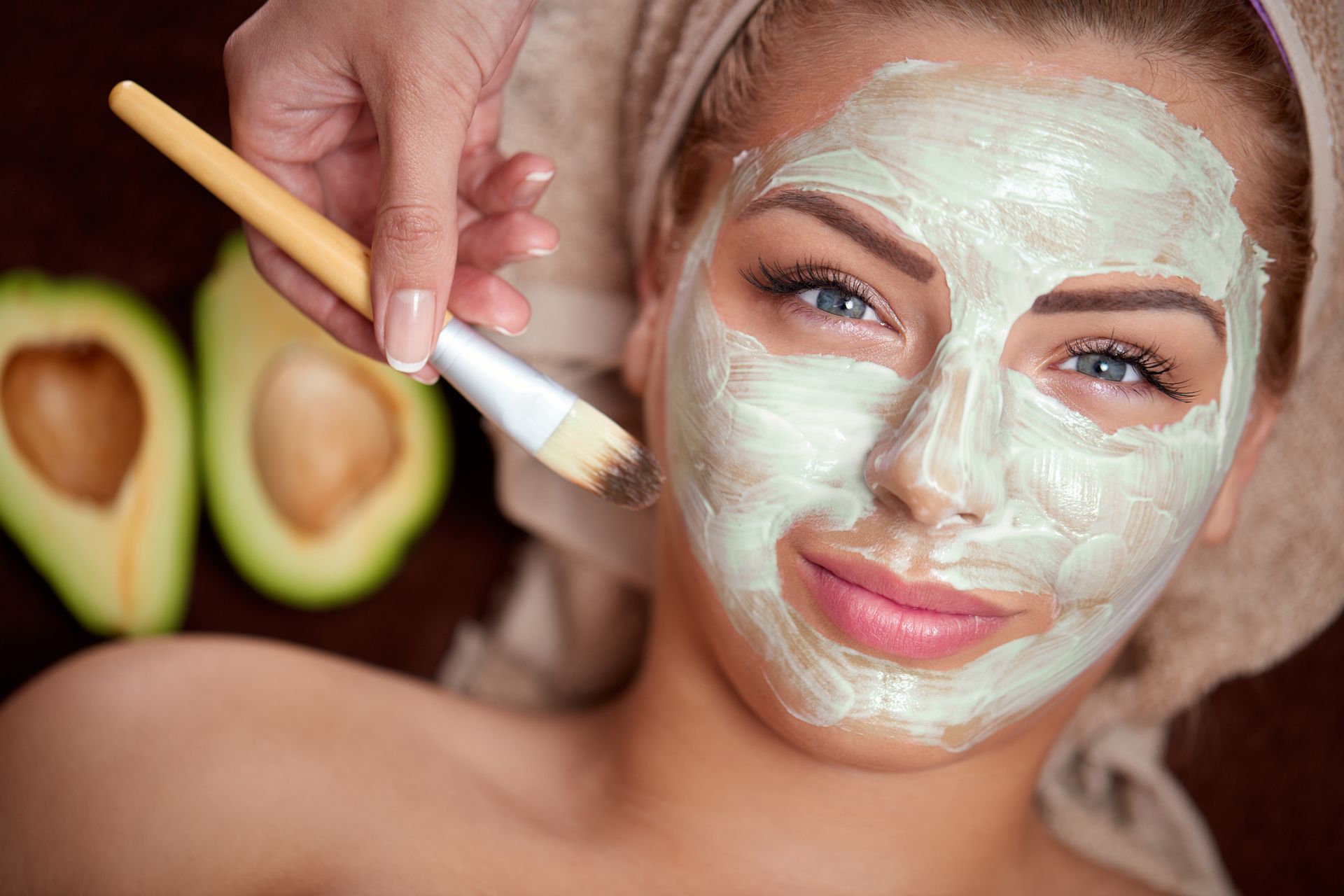 Picture of a woman getting a relaxing facial spa treatment at La Belle Vie Salon and Spa in Orem