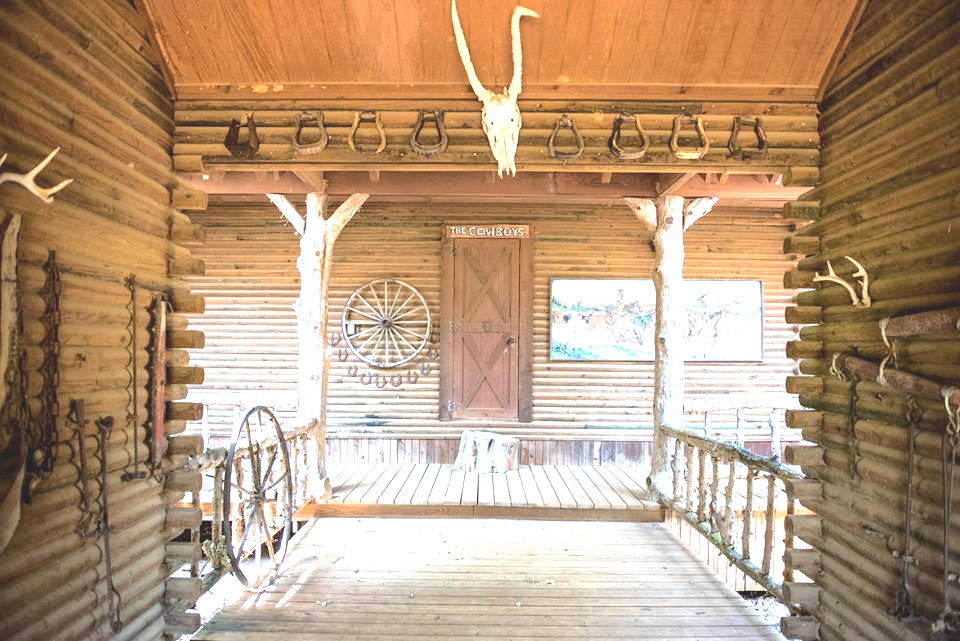 Lodging near Gainesville, TX | Lone Oak Ranch and Retreat