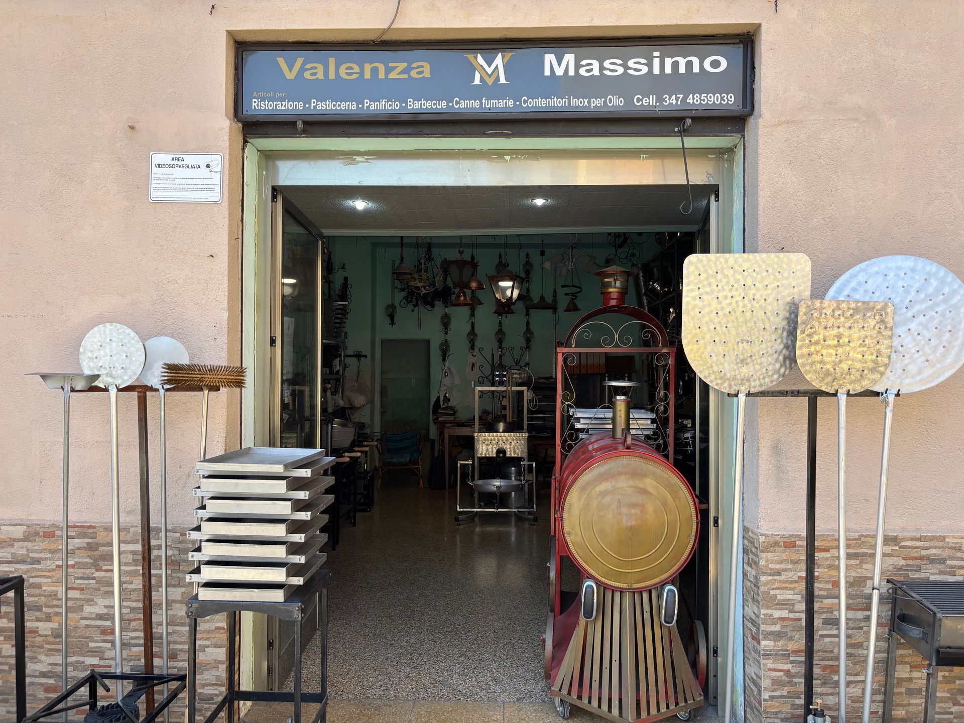 Esterno di un negozio: 