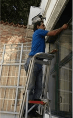 intervento di pulizia per finestre