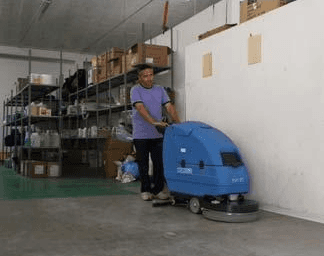 macchina lucida pavimenti