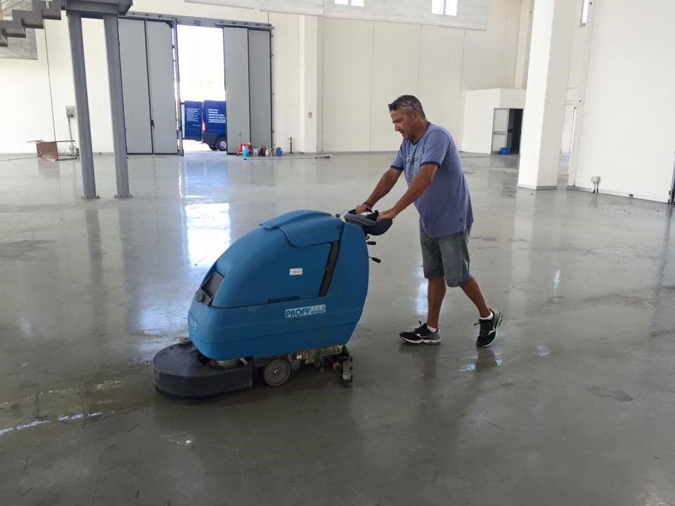 lucidatura pavimento pubblico