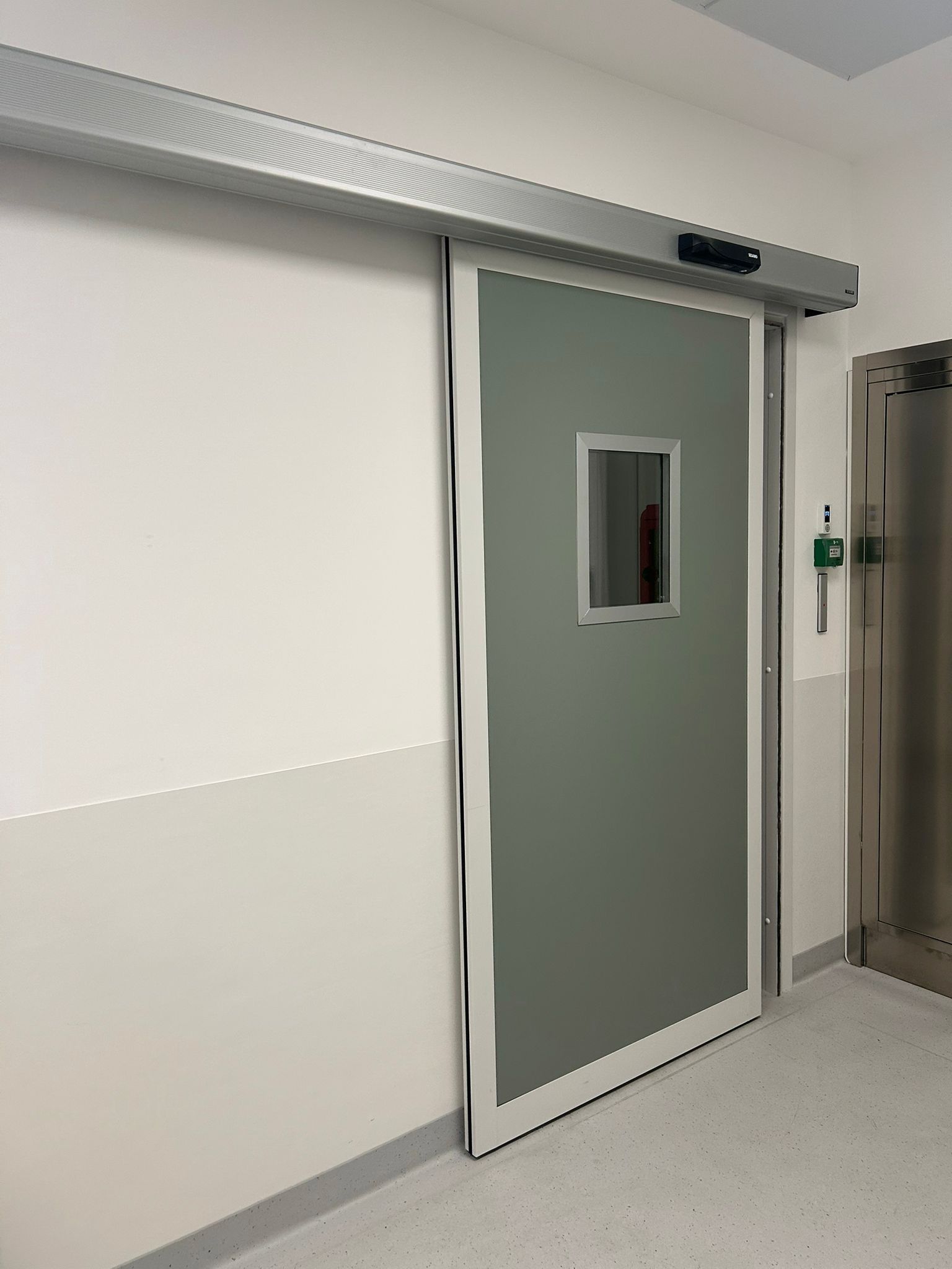 porte sicurezza scorrevoli ospedale Roma Mz Sistemi a Latina